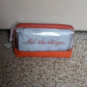NWT Fossil cosmetic case
